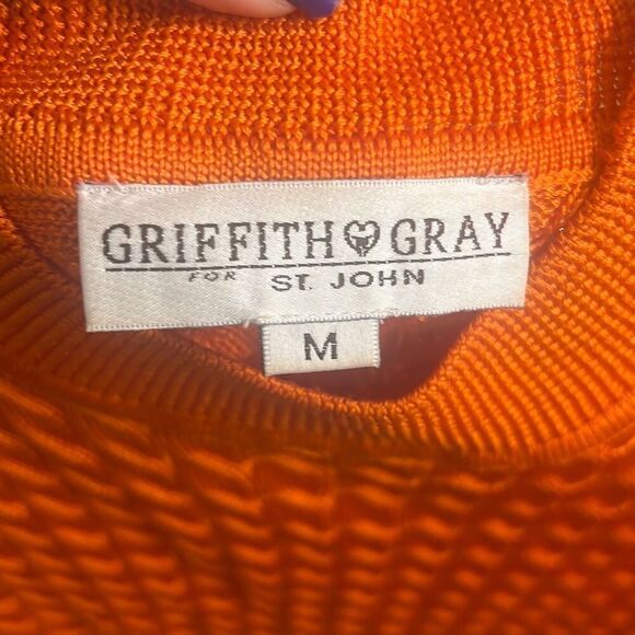 ✨Griffith Gray for St. John Cable Knot Sleeveless Crewneck Orange Sz M Sweater✨ - Picture 3 of 6
